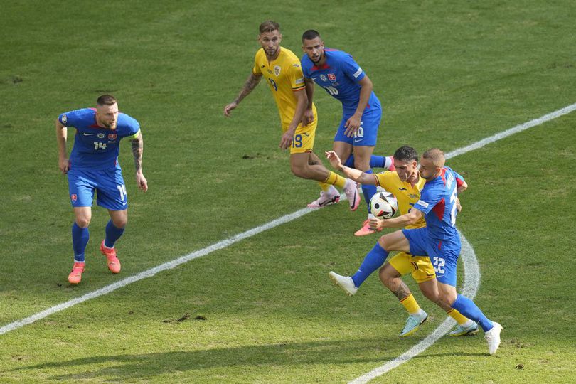 Hasil Slovakia vs Romania di Euro 2024.  (c) AP Photo/Darko Vojinovic